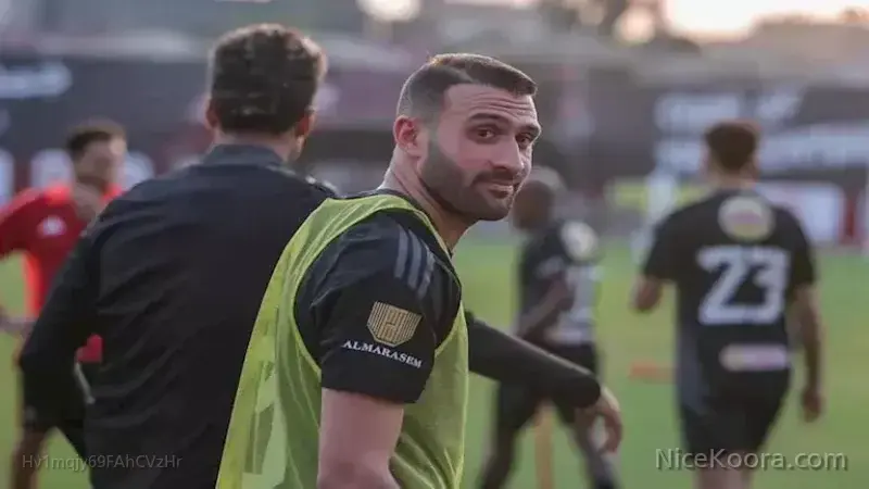 الأهلي يبلغ عمر كمال عبد الواحد بموعد عودته إلى الفريق