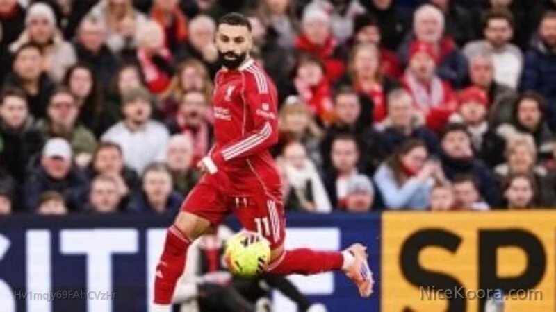 أزمة محمد صلاح مع إدارة ليفربول.. آخر التطورات والتداعيات الجديدة
