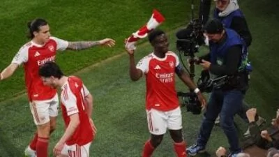 أبرز مواجهات اليوم.. أرسنال يلتقي بيرنلي و4 لقاءات في الدوري المصري