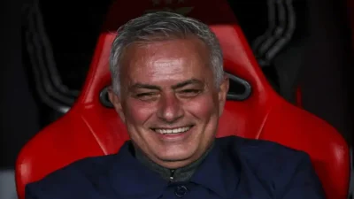 مورينيو يضع شرطًا حاسمًا للعودة إلى ريال مدريد .. إبعاد المقرب المفضل لدى بيريز
