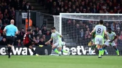 أرسنال يتوج بلقب الدوري الإنجليزي بعد 22 عاما من الانتظار عقب تعادل مانشستر سيتي