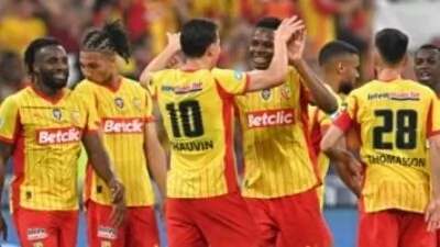 لانس يحقق أول تتويج له بكأس فرنسا بعد الفوز على نيس 3 – 1 في غياب عبد المنعم