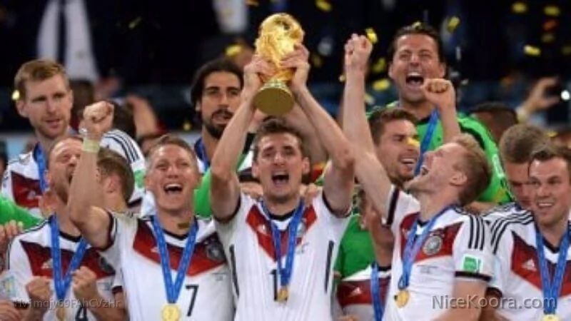 من عرش كلوزه إلى أسطورة شيلتون.. 10 أرقام تاريخية قد تتعرض للكسر في كأس العالم