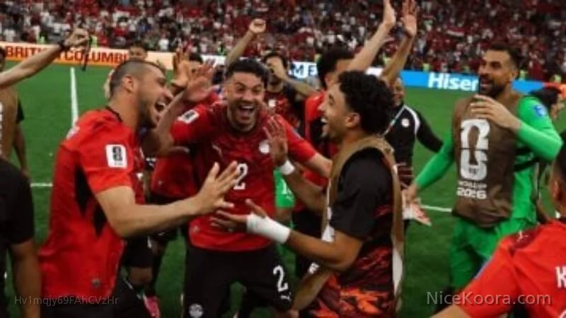 رباعي منتخب مصر يتألق في تشكيلة الجولة للمجموعة السابعة في كأس العالم