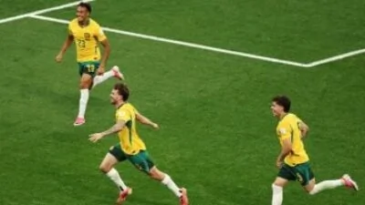 أستراليا تتفوق على تركيا بهدفين في كأس العالم..