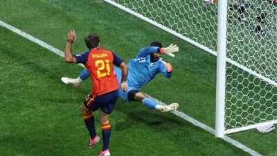 كأس العالم .. “عاصفة” إسبانيا تجتاح السعودية (4-صفر)