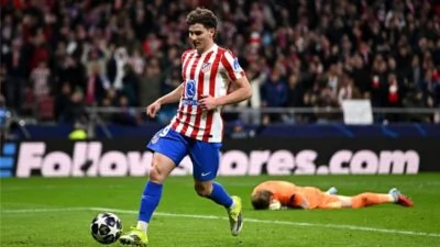 برشلونة يعلّق للمرة الأولى على تصريحات جوليان ألفاريز الأخيرة