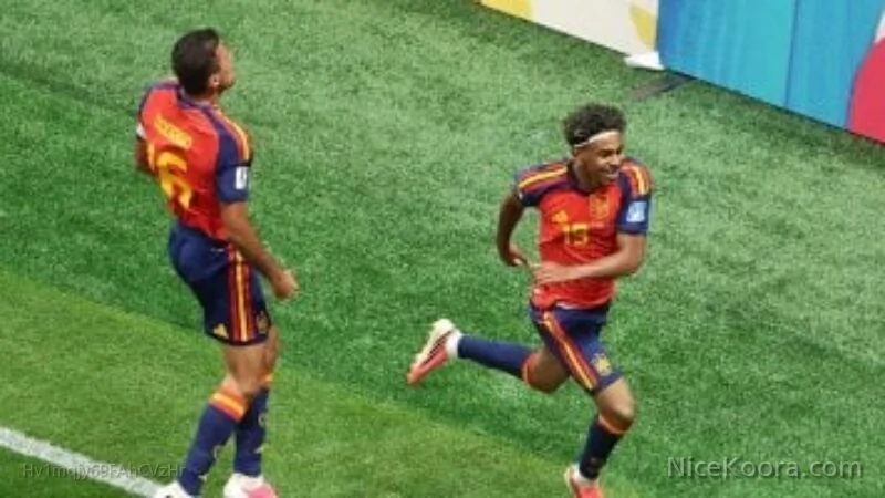لامين يامال يبدأ أساسيا مع إسبانيا أمام النمسا في كأس العالم