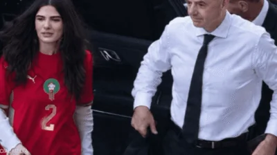 ابنة إنفانتينو تخطف الأضواء بقميص المنتخب المغربي