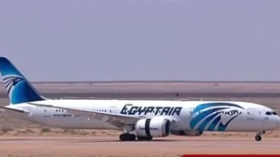 بعثة منتخب مصر تعود إلى مطار العلمين بعد المشاركة التاريخية في كأس العالم
