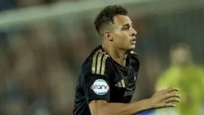 الأهلي يتفوق على دلفي وديًا بهدفين جديد وأقطاى قبل لقاء سموحة