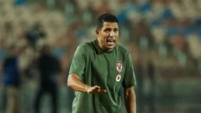 الأهلي يستعد ودياً أمام دلفي بـ17 لاعباً لتعزيز صفوفه قبل استكمال الدوري