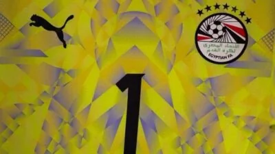 مصطفى شوبير يرتدي القميص رقم 1 في مواجهة مصر أمام أنجولا