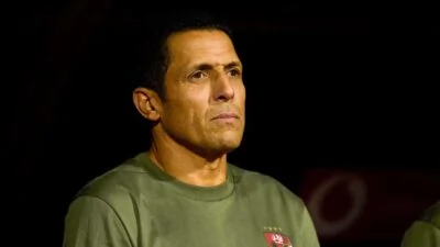 عموتة يستعد بالدفع ببدلاء الأهلي أمام بترول أسيوط في كأس العاصمة